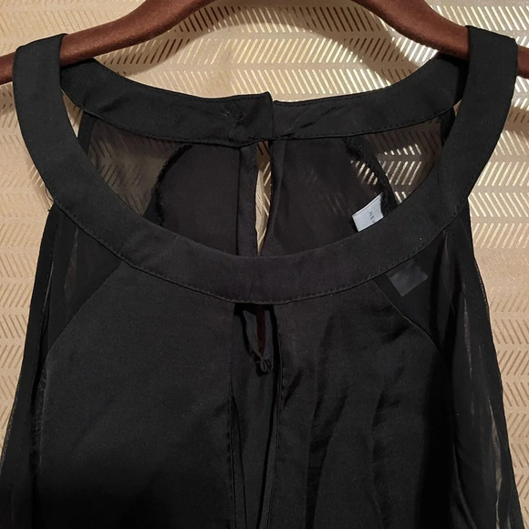 NEW YORK & CO~ BLOUSE~BLACK SLEEVELESS~ SM - Picture 2 of 5
